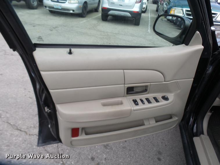 image for item DP9663 2011 Ford Crown Victoria Police Interceptor