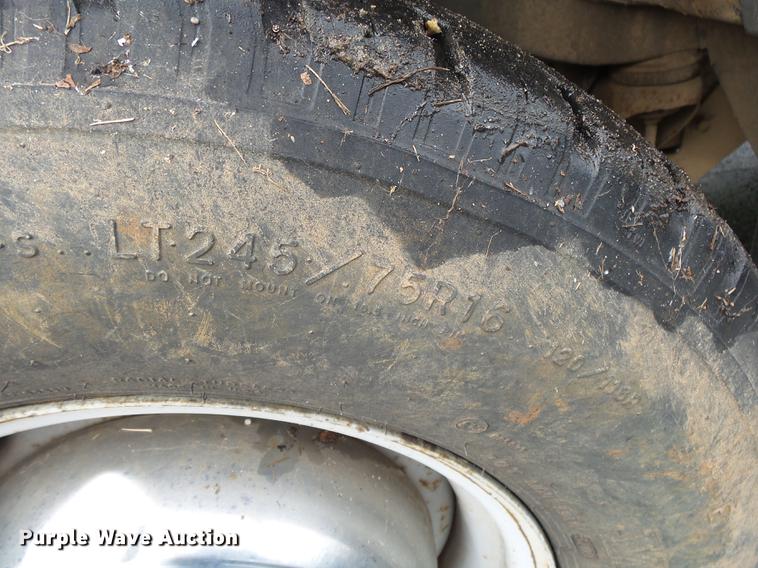 image for item DS9712 2001 Ford Econoline E250 van