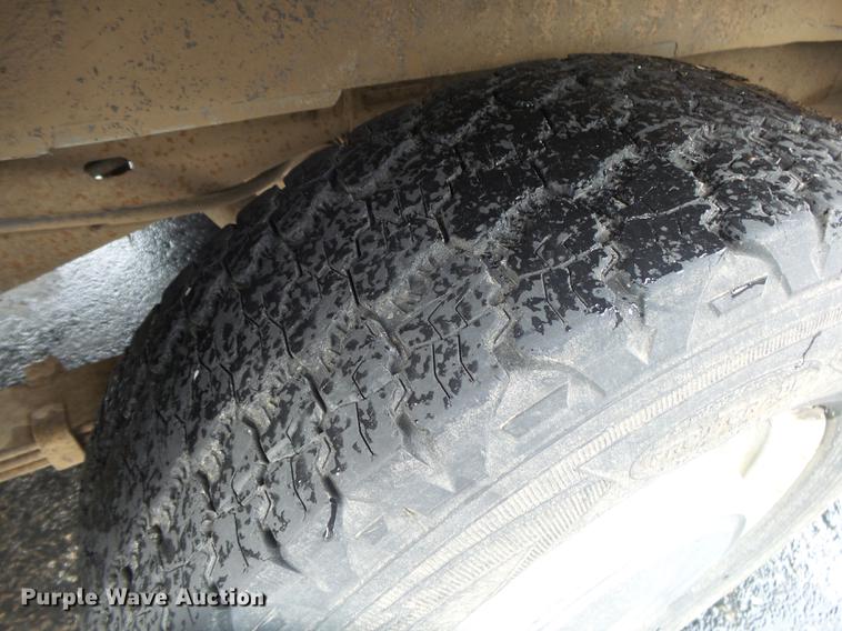 image for item DS9712 2001 Ford Econoline E250 van