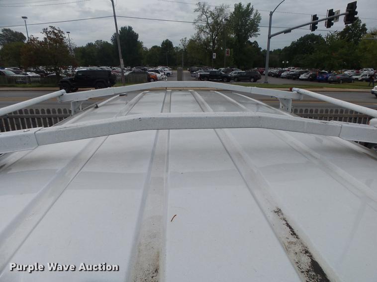 image for item DS9712 2001 Ford Econoline E250 van