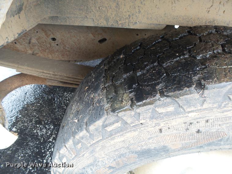 image for item DS9712 2001 Ford Econoline E250 van