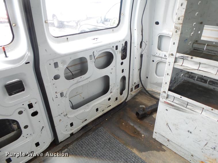 image for item DS9712 2001 Ford Econoline E250 van