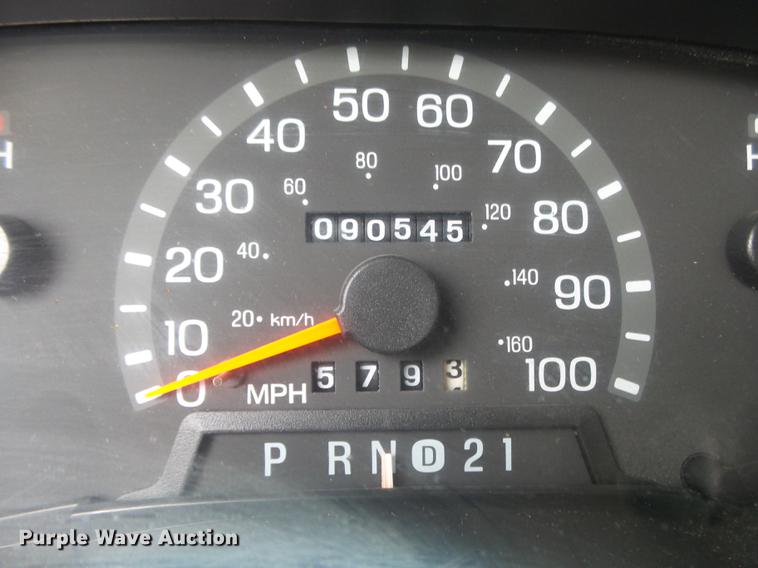 image for item DS9712 2001 Ford Econoline E250 van