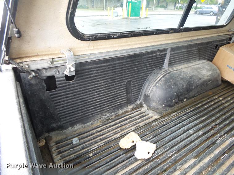 image for item DS9713 1999 Toyota Tacoma XtraCab pickup truck