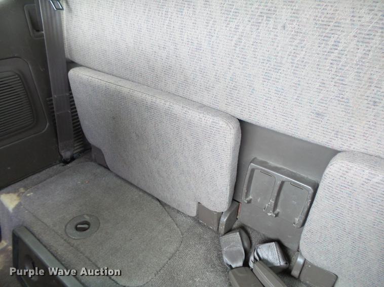 image for item DS9713 1999 Toyota Tacoma XtraCab pickup truck