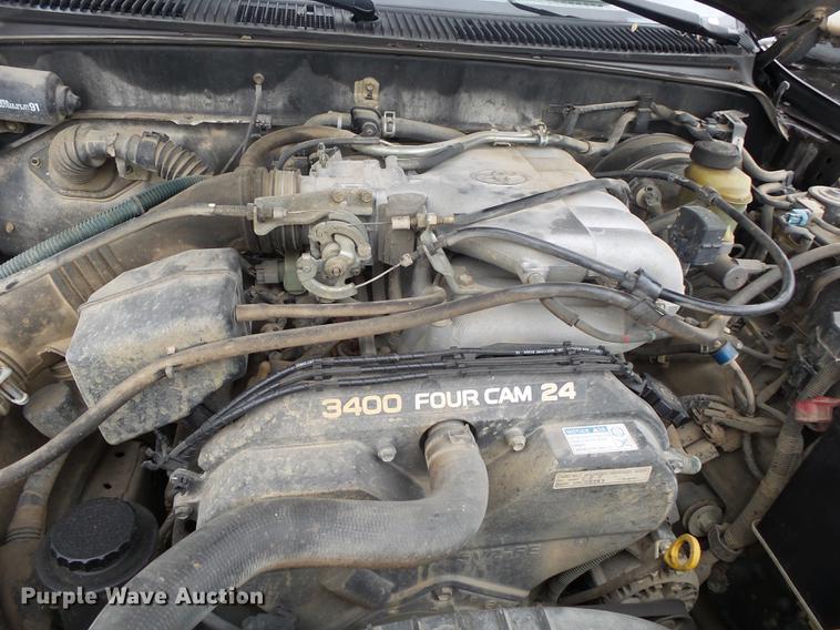 image for item DS9713 1999 Toyota Tacoma XtraCab pickup truck