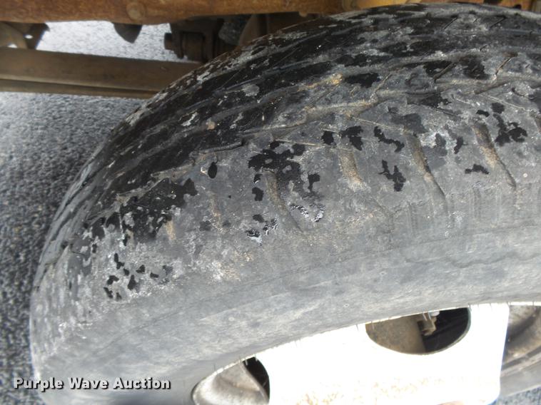 image for item DS9714 1999 Ford F350 Super Duty SuperCab pickup truck