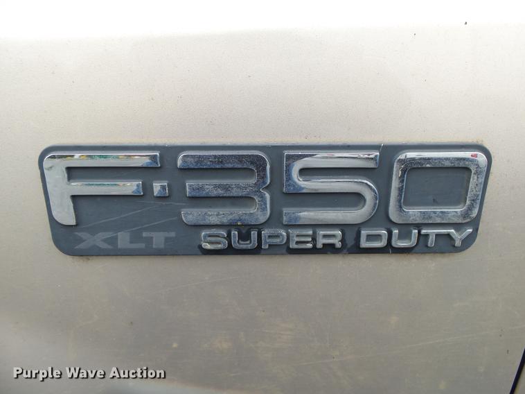 image for item DS9714 1999 Ford F350 Super Duty SuperCab pickup truck