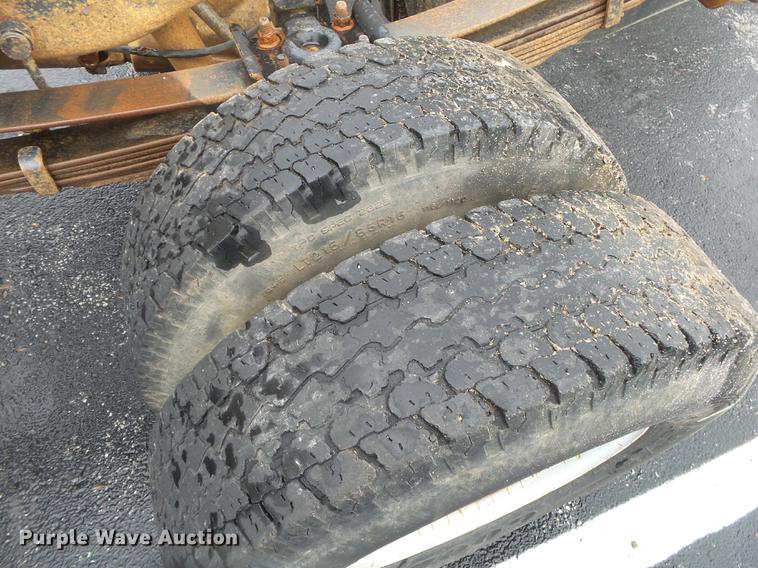 image for item DS9714 1999 Ford F350 Super Duty SuperCab pickup truck