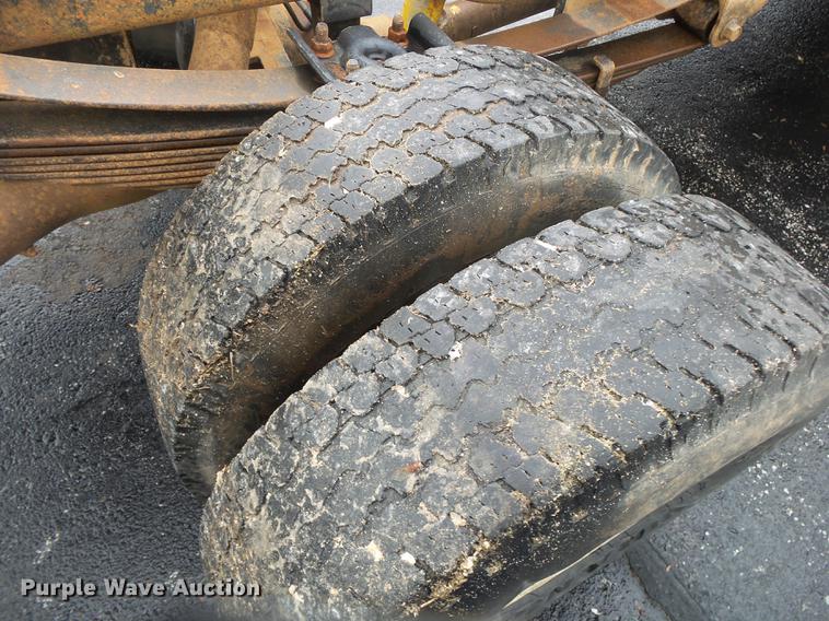 image for item DS9714 1999 Ford F350 Super Duty SuperCab pickup truck