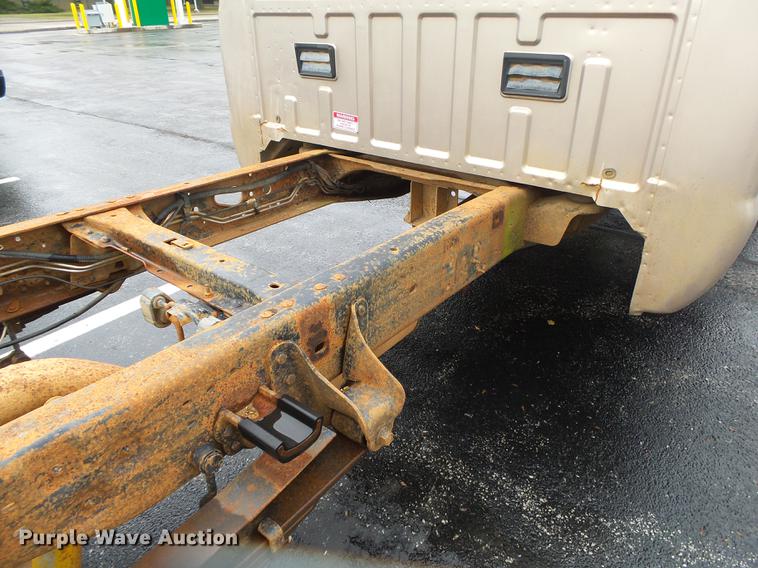 image for item DS9714 1999 Ford F350 Super Duty SuperCab pickup truck