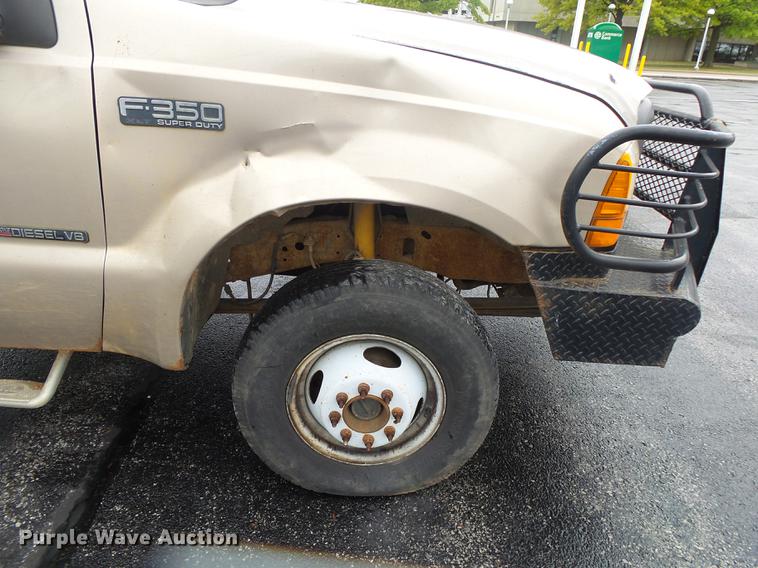 image for item DS9714 1999 Ford F350 Super Duty SuperCab pickup truck