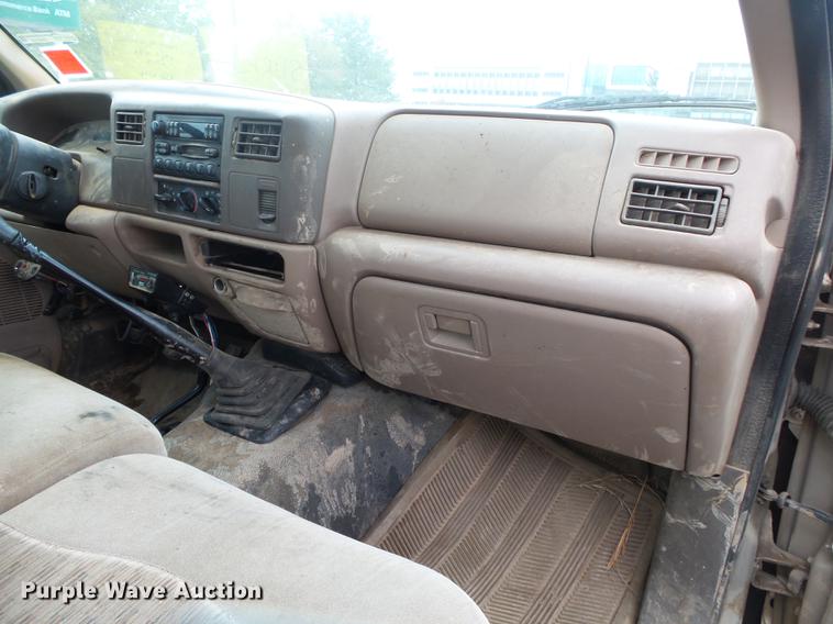 image for item DS9714 1999 Ford F350 Super Duty SuperCab pickup truck