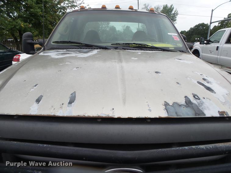 image for item DS9714 1999 Ford F350 Super Duty SuperCab pickup truck