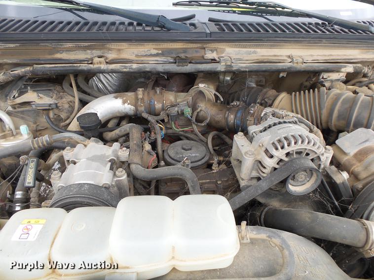 image for item DS9714 1999 Ford F350 Super Duty SuperCab pickup truck