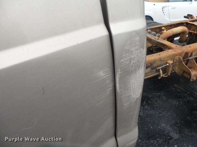 image for item DS9714 1999 Ford F350 Super Duty SuperCab pickup truck