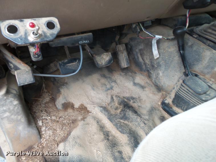 image for item DS9714 1999 Ford F350 Super Duty SuperCab pickup truck