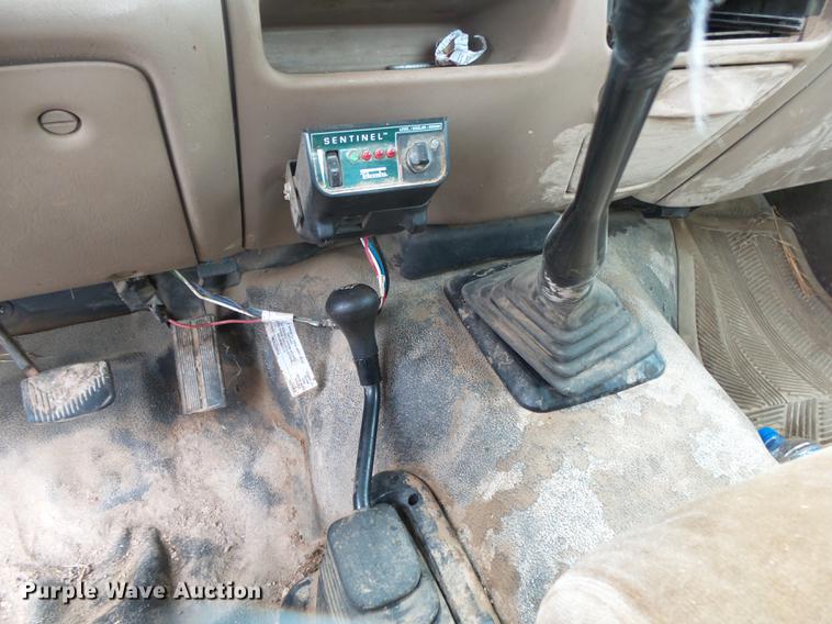 image for item DS9714 1999 Ford F350 Super Duty SuperCab pickup truck