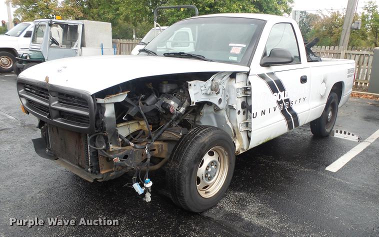 image for item DS9715 2000 Dodge Dakota pickup truck