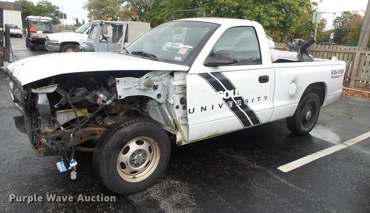 image for item DS9715 2000 Dodge Dakota pickup truck