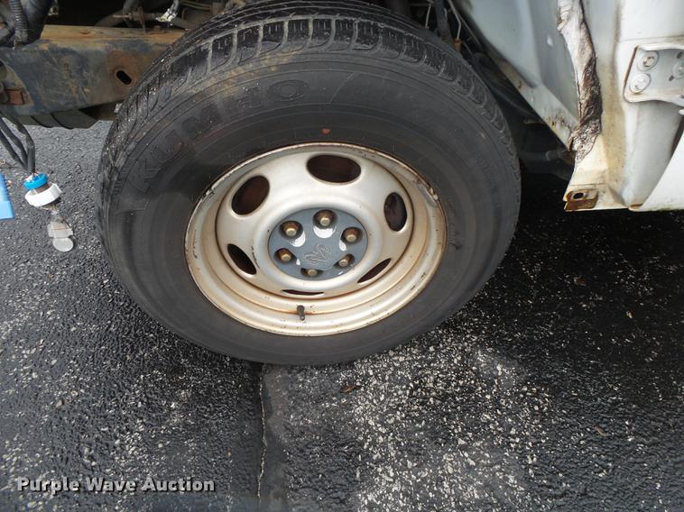 image for item DS9715 2000 Dodge Dakota pickup truck