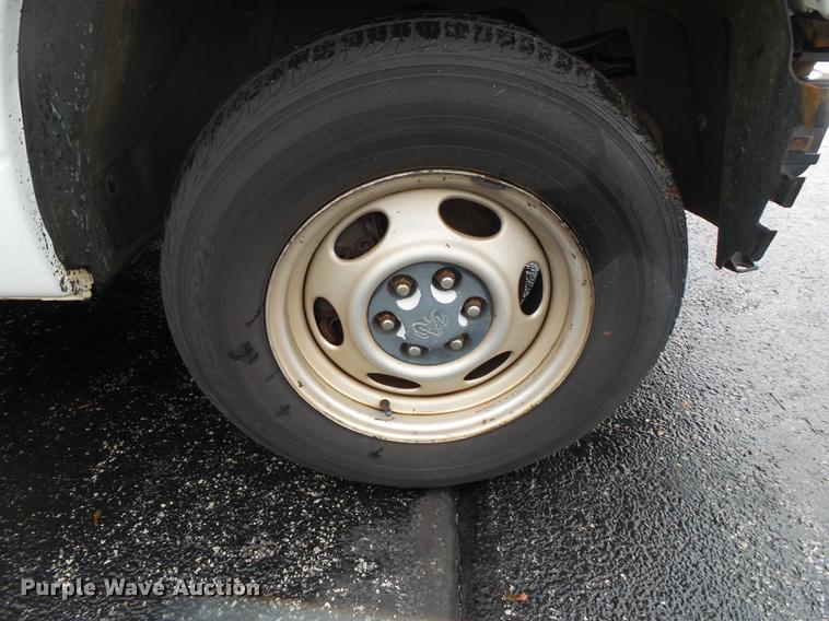 image for item DS9715 2000 Dodge Dakota pickup truck