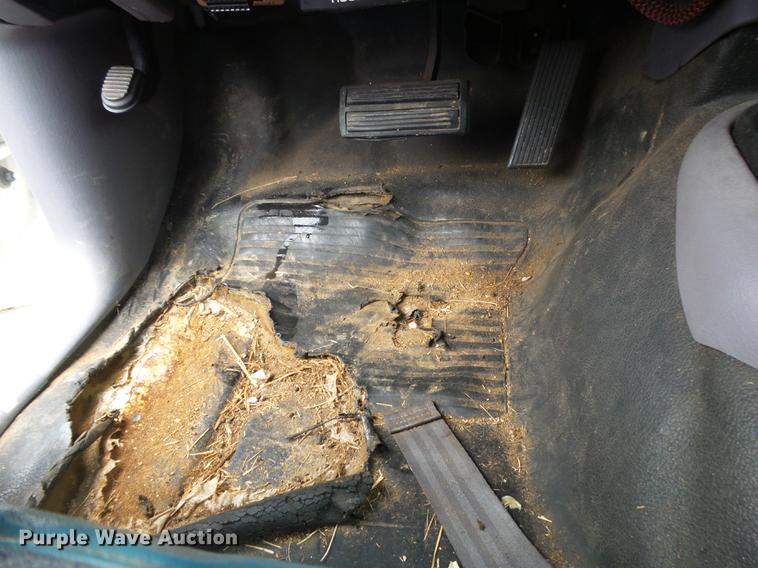 image for item DS9715 2000 Dodge Dakota pickup truck