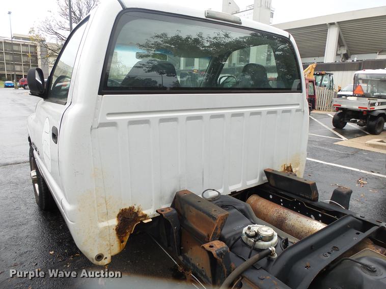 image for item DS9717 2001 Dodge Ram 2500 pickup truck