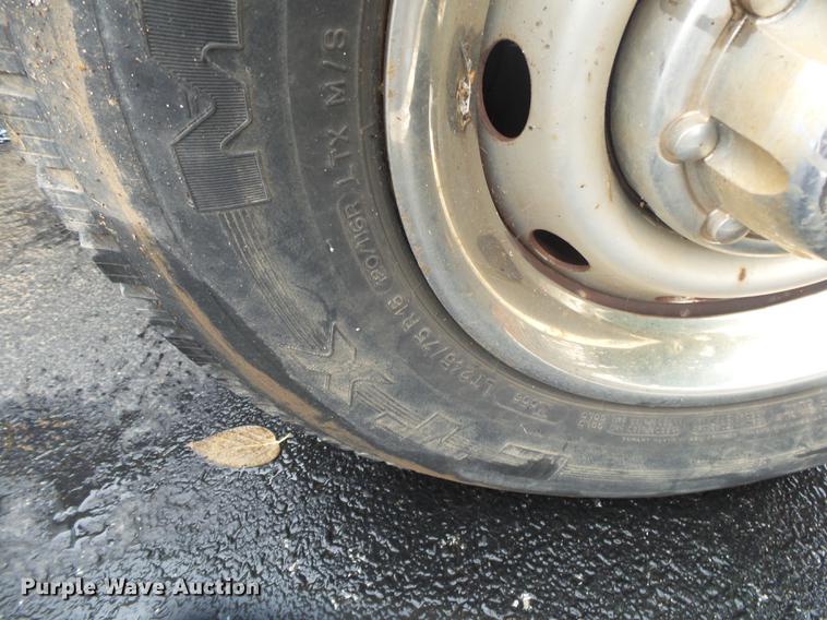 image for item DS9717 2001 Dodge Ram 2500 pickup truck