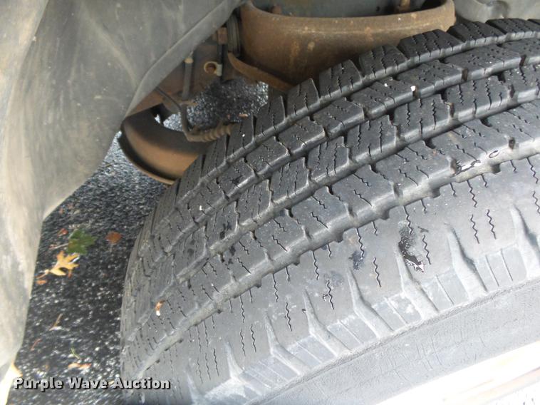 image for item DS9717 2001 Dodge Ram 2500 pickup truck