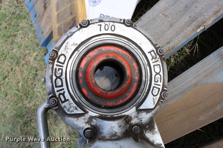 image for item DW9948 Ridgid 700 pipe threader