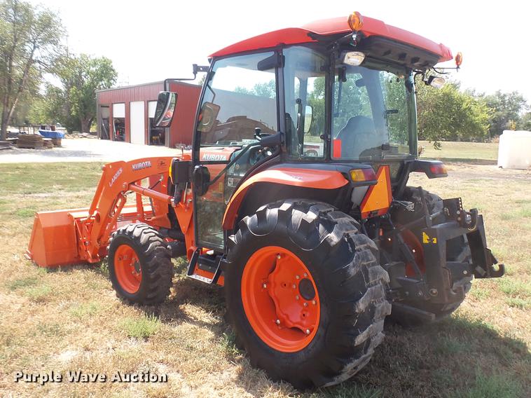 image for item EB9073 Kubota L6060 MFWD tractor
