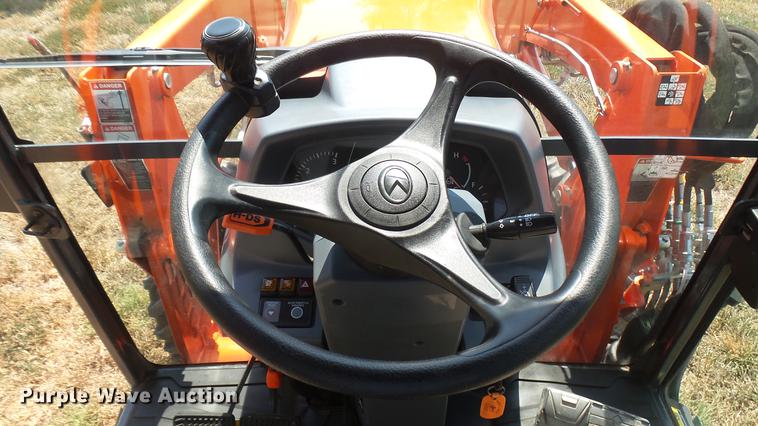 image for item EB9073 Kubota L6060 MFWD tractor