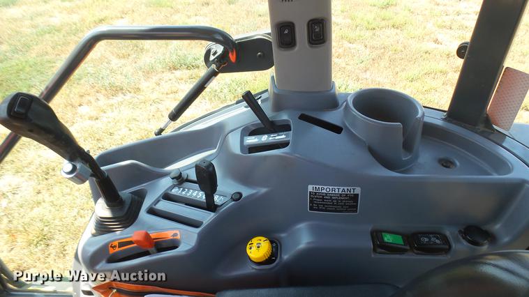 image for item EB9073 Kubota L6060 MFWD tractor