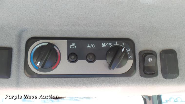 image for item EB9073 Kubota L6060 MFWD tractor