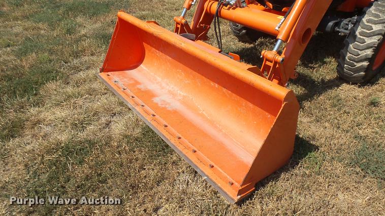 image for item EB9073 Kubota L6060 MFWD tractor