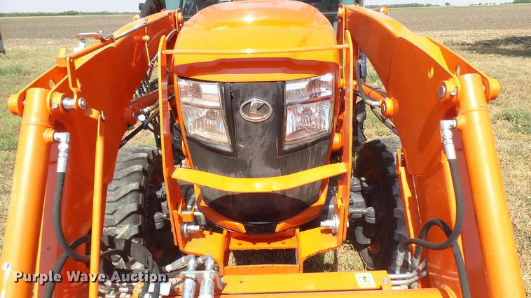 image for item EB9073 Kubota L6060 MFWD tractor