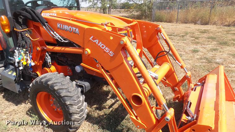 image for item EB9073 Kubota L6060 MFWD tractor