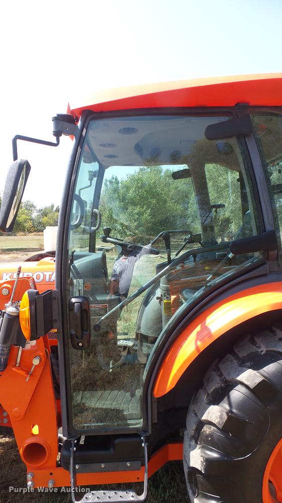 image for item EB9073 Kubota L6060 MFWD tractor