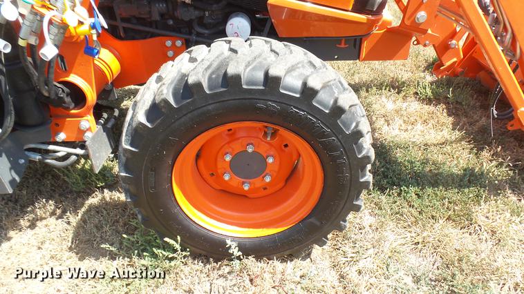 image for item EB9073 Kubota L6060 MFWD tractor