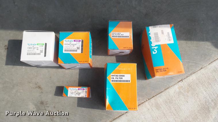 image for item EB9073 Kubota L6060 MFWD tractor