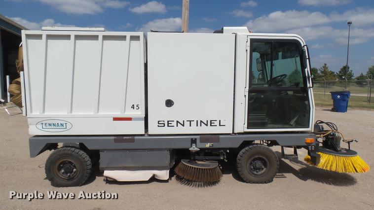 image for item EB9150 Tennant Sentinel street sweeper