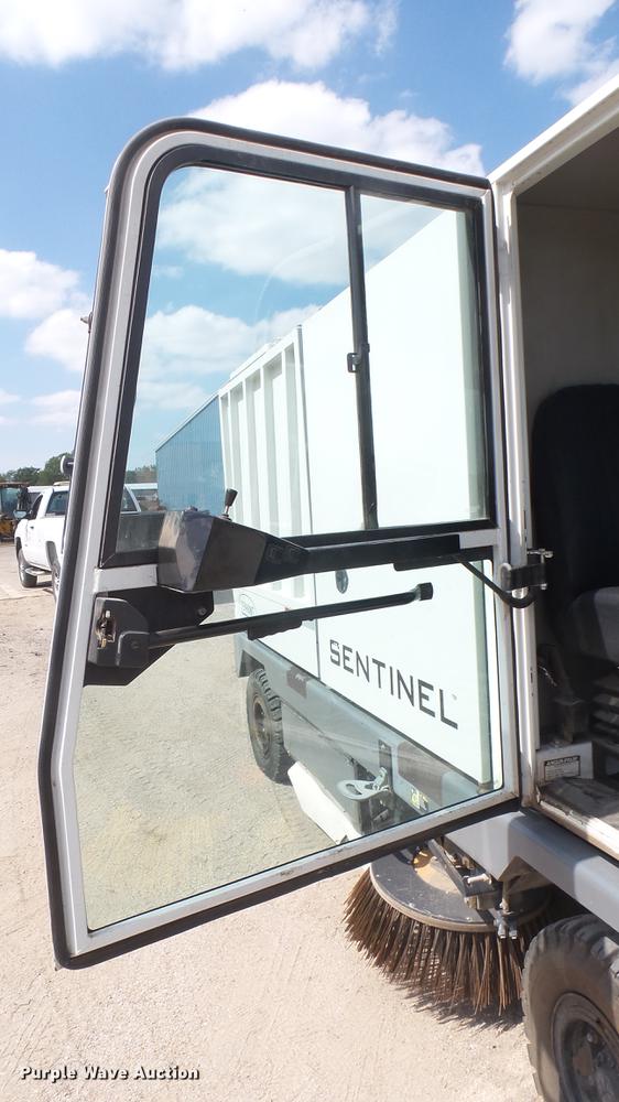 image for item EB9150 Tennant Sentinel street sweeper