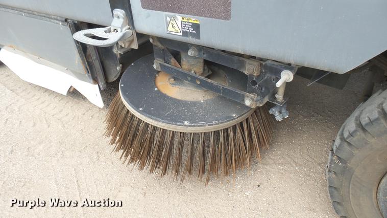 image for item EB9150 Tennant Sentinel street sweeper