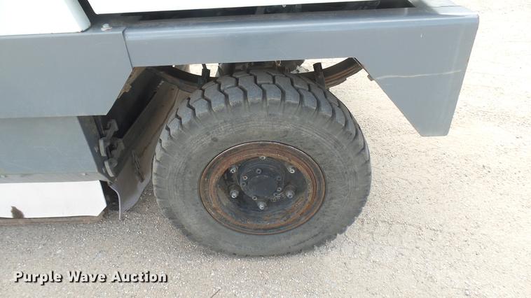 image for item EB9150 Tennant Sentinel street sweeper