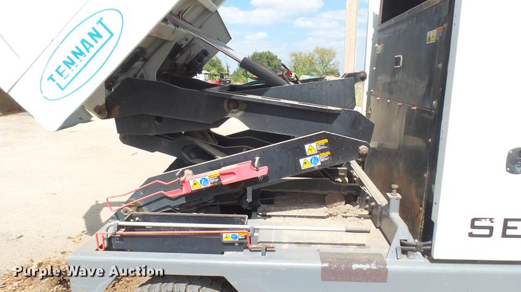 image for item EB9150 Tennant Sentinel street sweeper