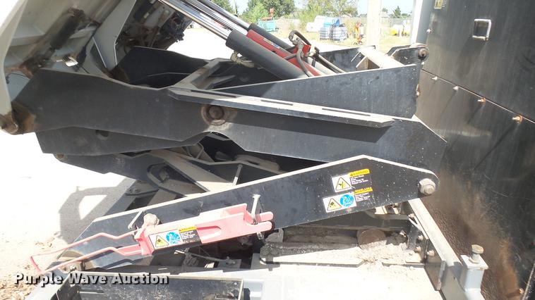 image for item EB9150 Tennant Sentinel street sweeper