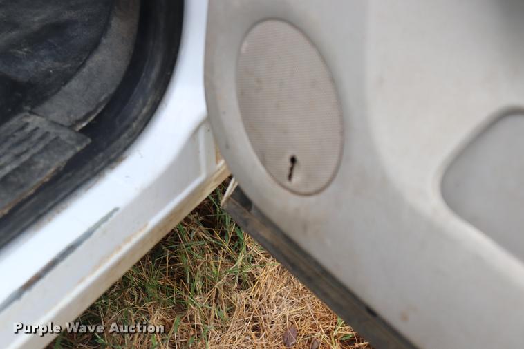 image for item ED9506 2012 Chevrolet Silverado 3500HD Crew Cab flatbed pickup truck