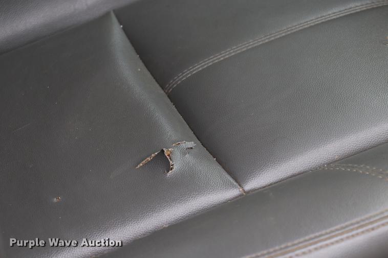 image for item ED9506 2012 Chevrolet Silverado 3500HD Crew Cab flatbed pickup truck