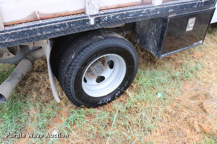 image for item ED9506 2012 Chevrolet Silverado 3500HD Crew Cab flatbed pickup truck